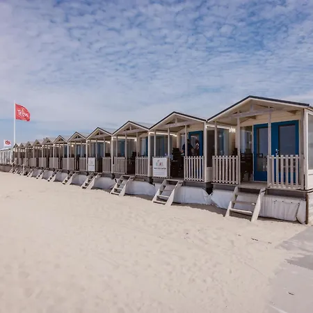 Beautifully Situated On The North Sea Of Holiday home