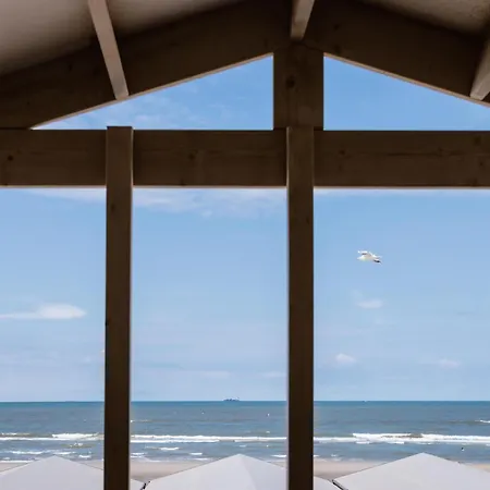 Beautifully Situated On The North Sea Of Holiday home